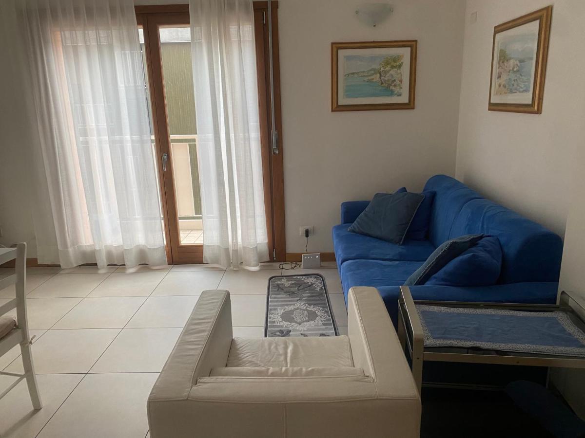 La Casa Di Giacomo Con Parcheggio Triëst Buitenkant foto