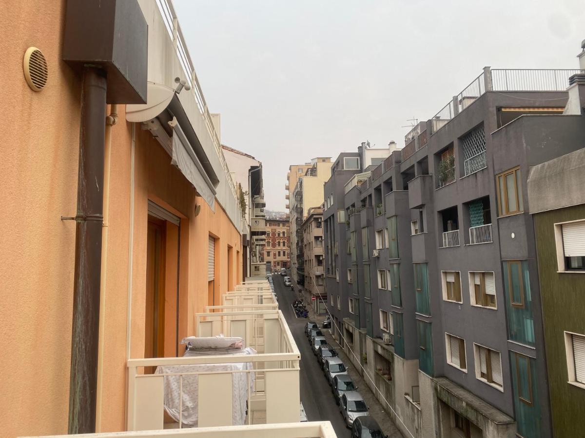 La Casa Di Giacomo Con Parcheggio Triëst Buitenkant foto
