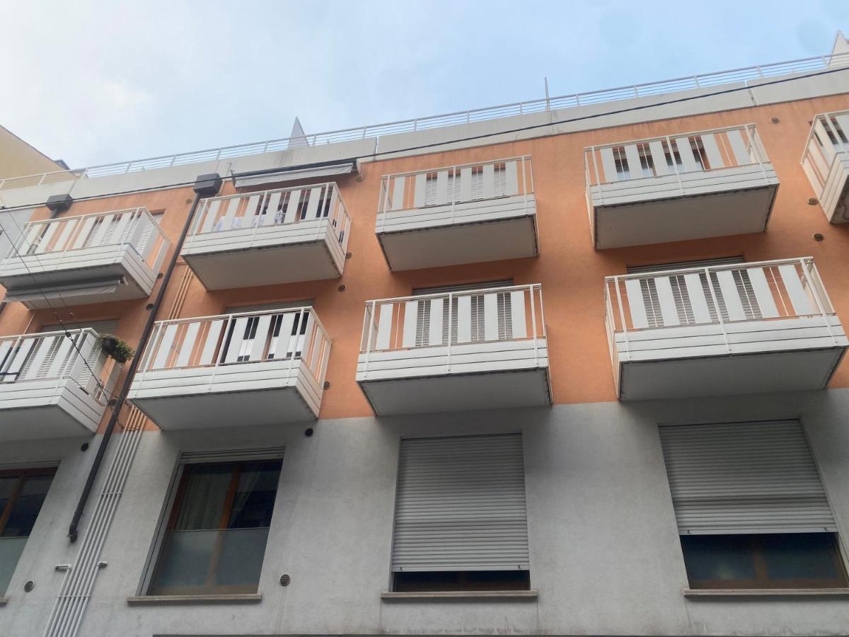 La Casa Di Giacomo Con Parcheggio Triëst Buitenkant foto