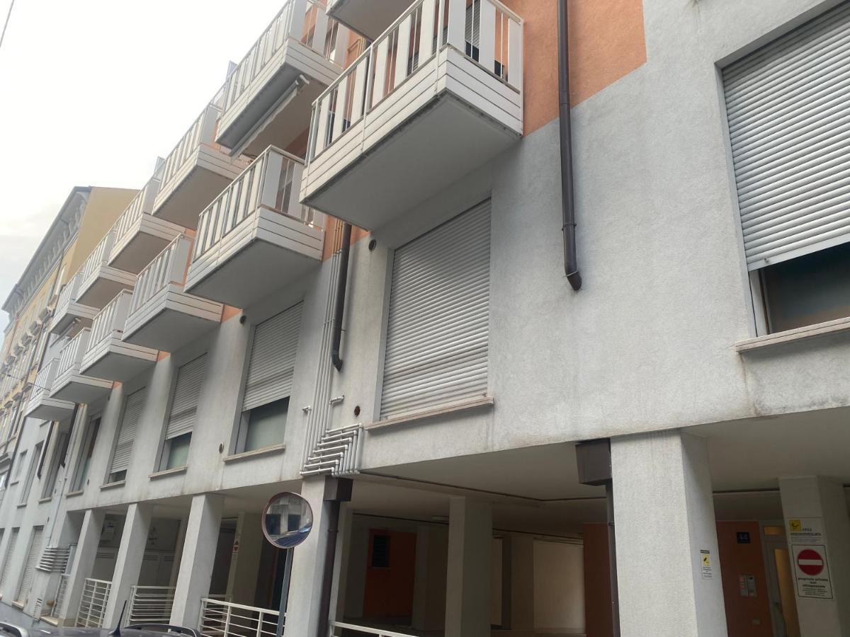 La Casa Di Giacomo Con Parcheggio Triëst Buitenkant foto